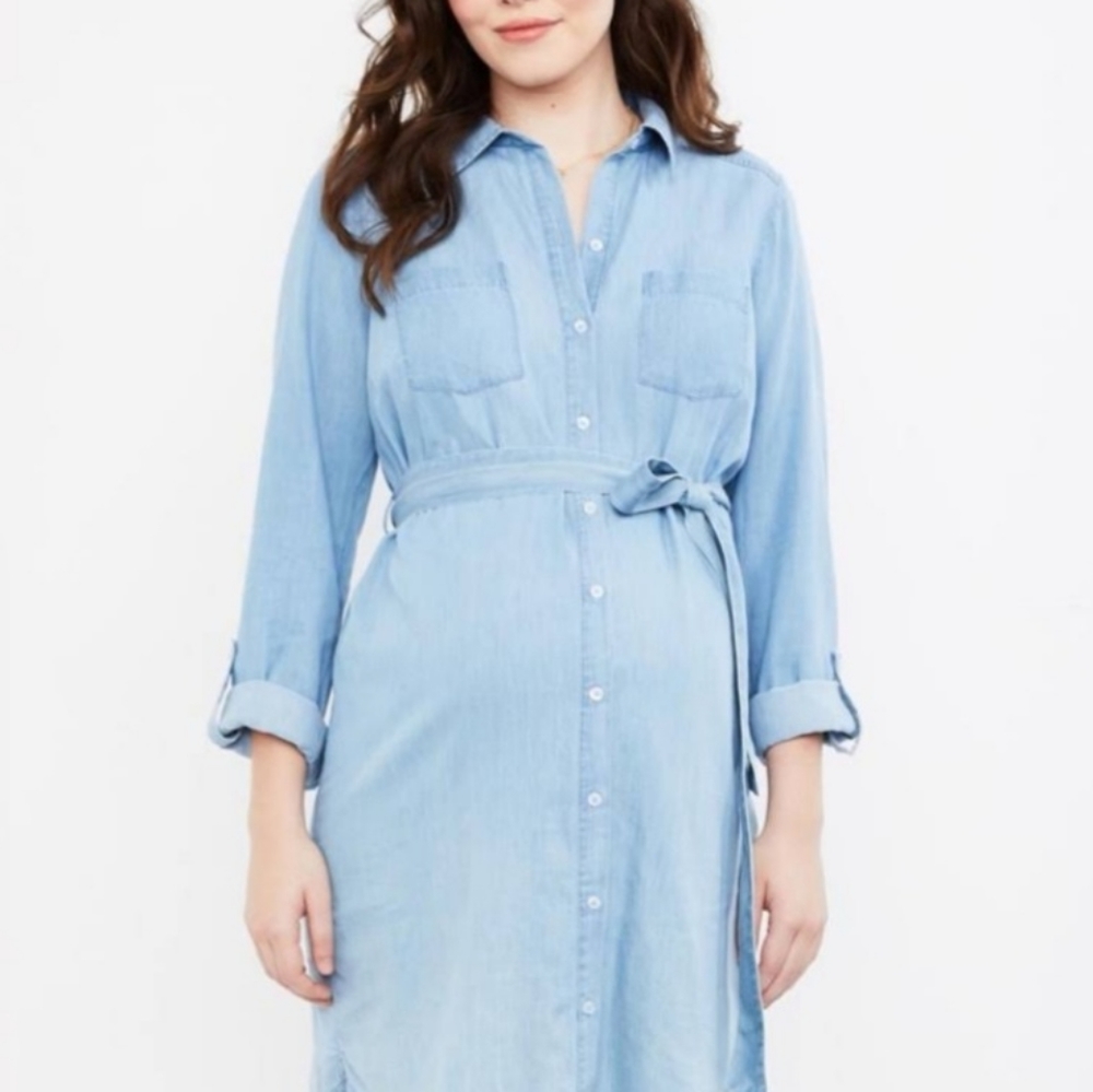 Light demin maternity dress
